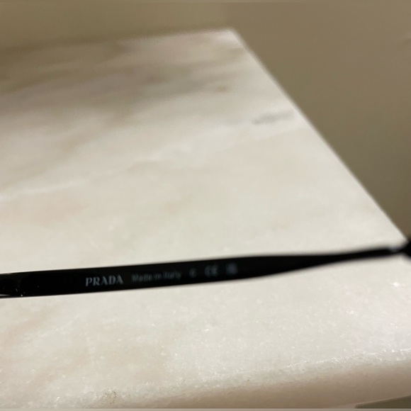 Men’s black On Black Prada Shades Sunglasses - Picture 14 of 14